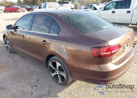 2017 Volkswagen Jetta 1.4T S z USA, uszkodzony, nr VIN 3VW2B7AJ8HM373795